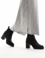 faux leather heeled boot in black