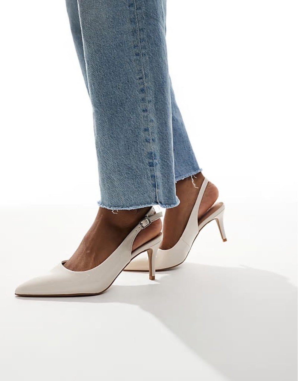 PU slingback heeled shoe in off white