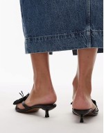 Ish kitten heeled sandal with knitted flower in black