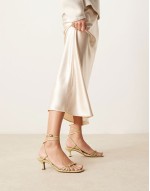 Hammock strappy kitten heel sandals in pistachio